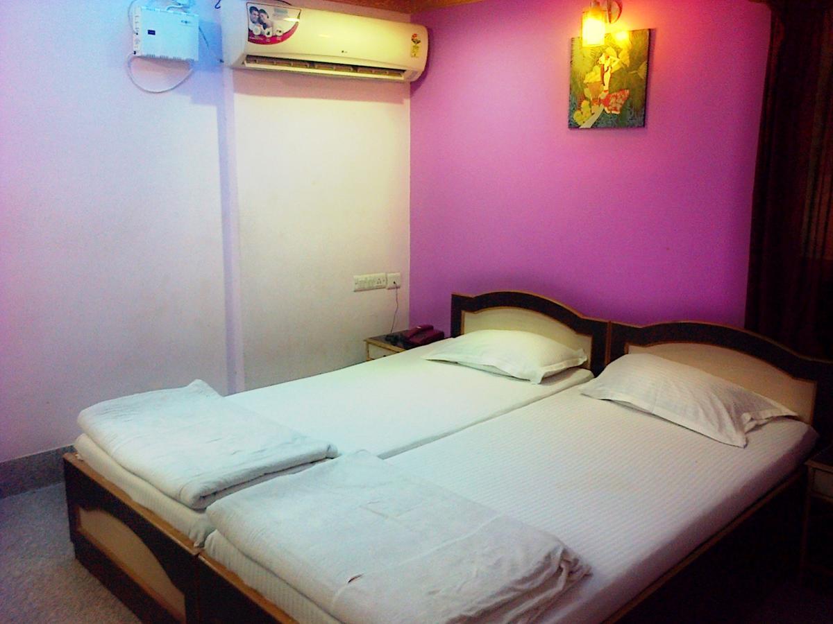 Hotel Mega Palace Patna  Eksteriør billede