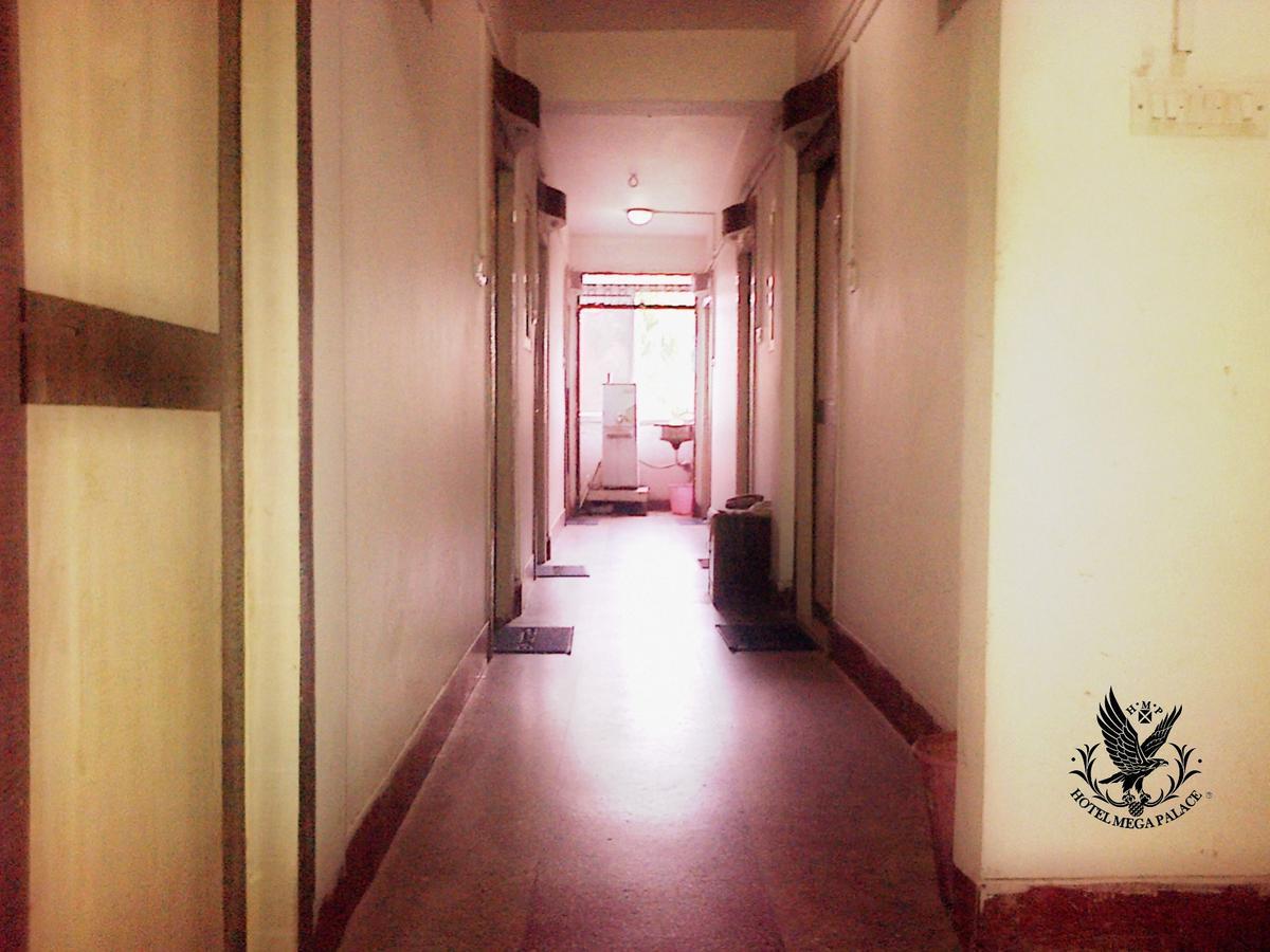 Hotel Mega Palace Patna  Eksteriør billede